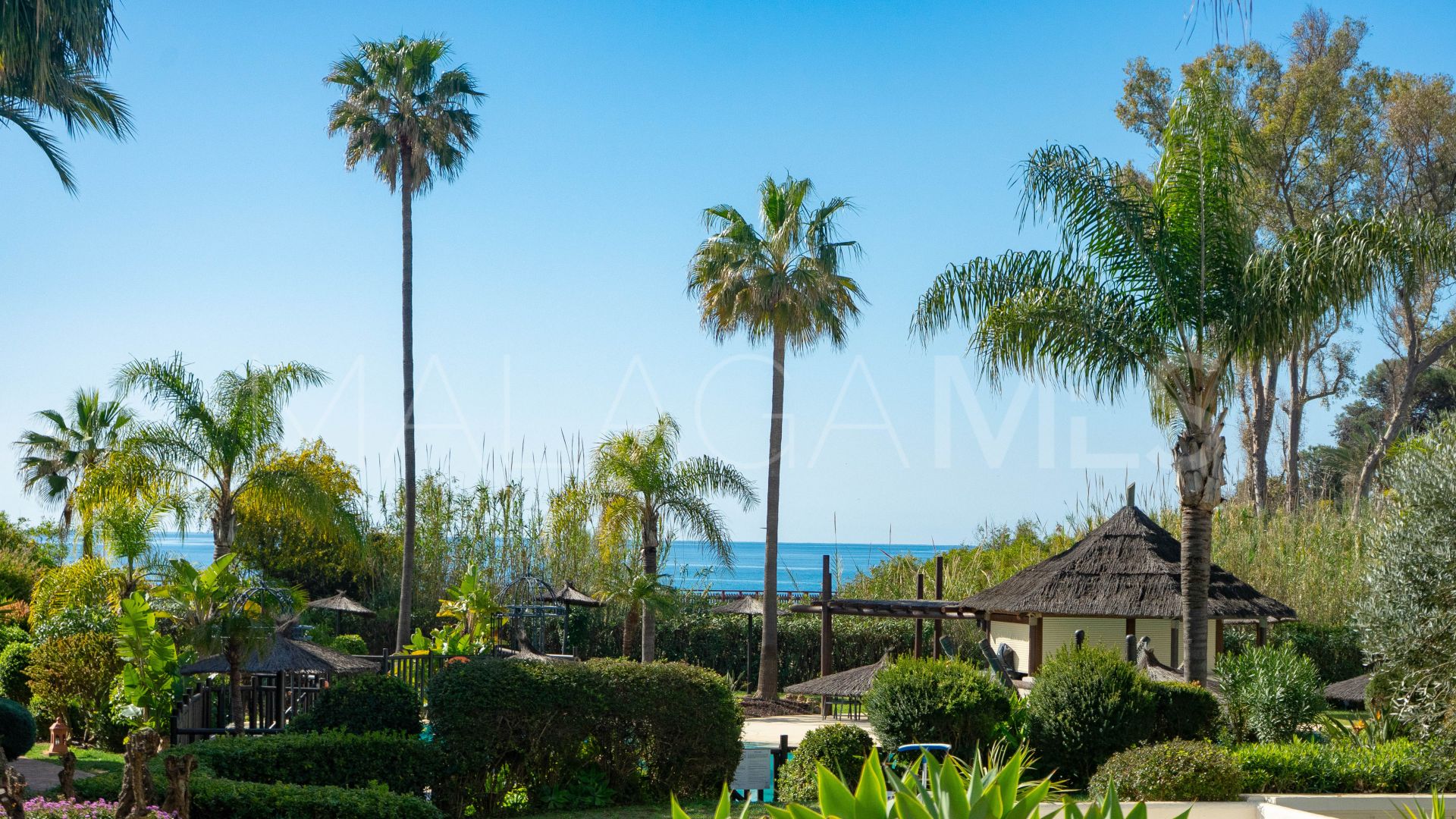 Apartamento planta baja for sale with 3 bedrooms in Bahía del Velerín