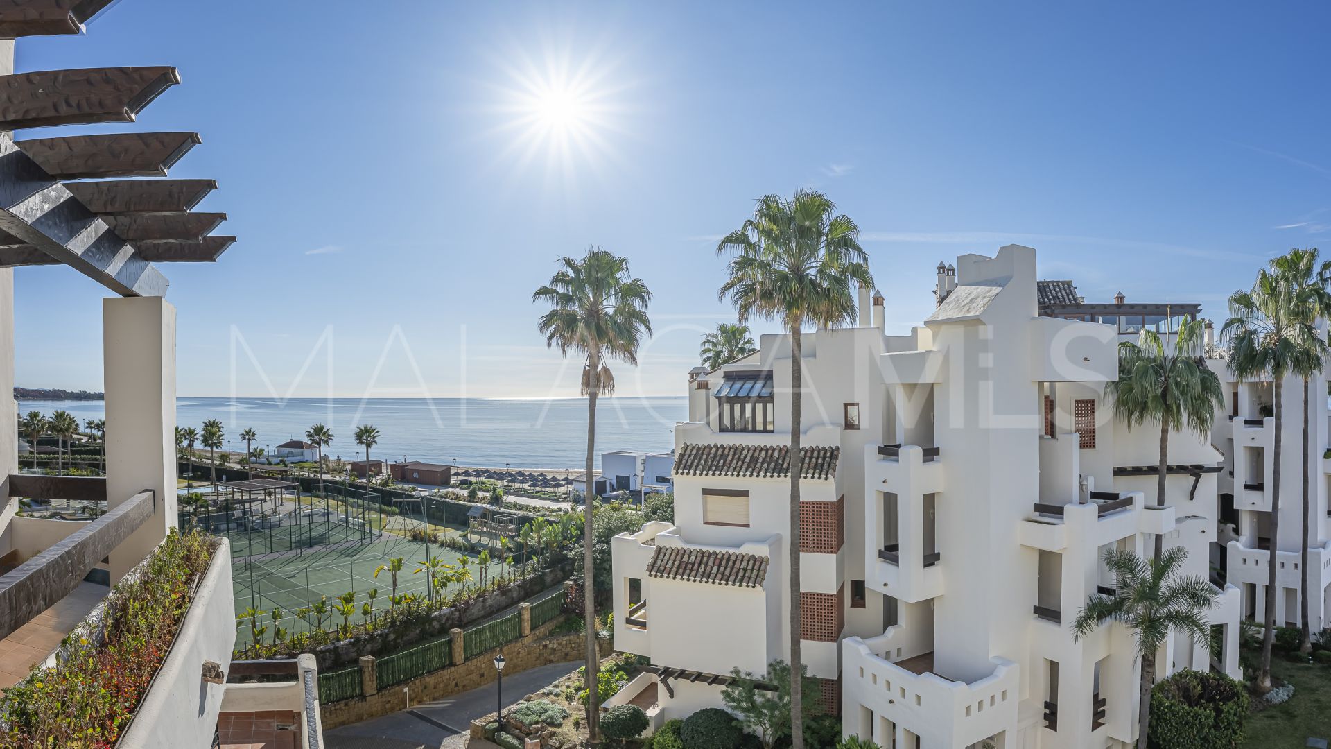 Apartamento planta baja for sale with 3 bedrooms in Bahía del Velerín