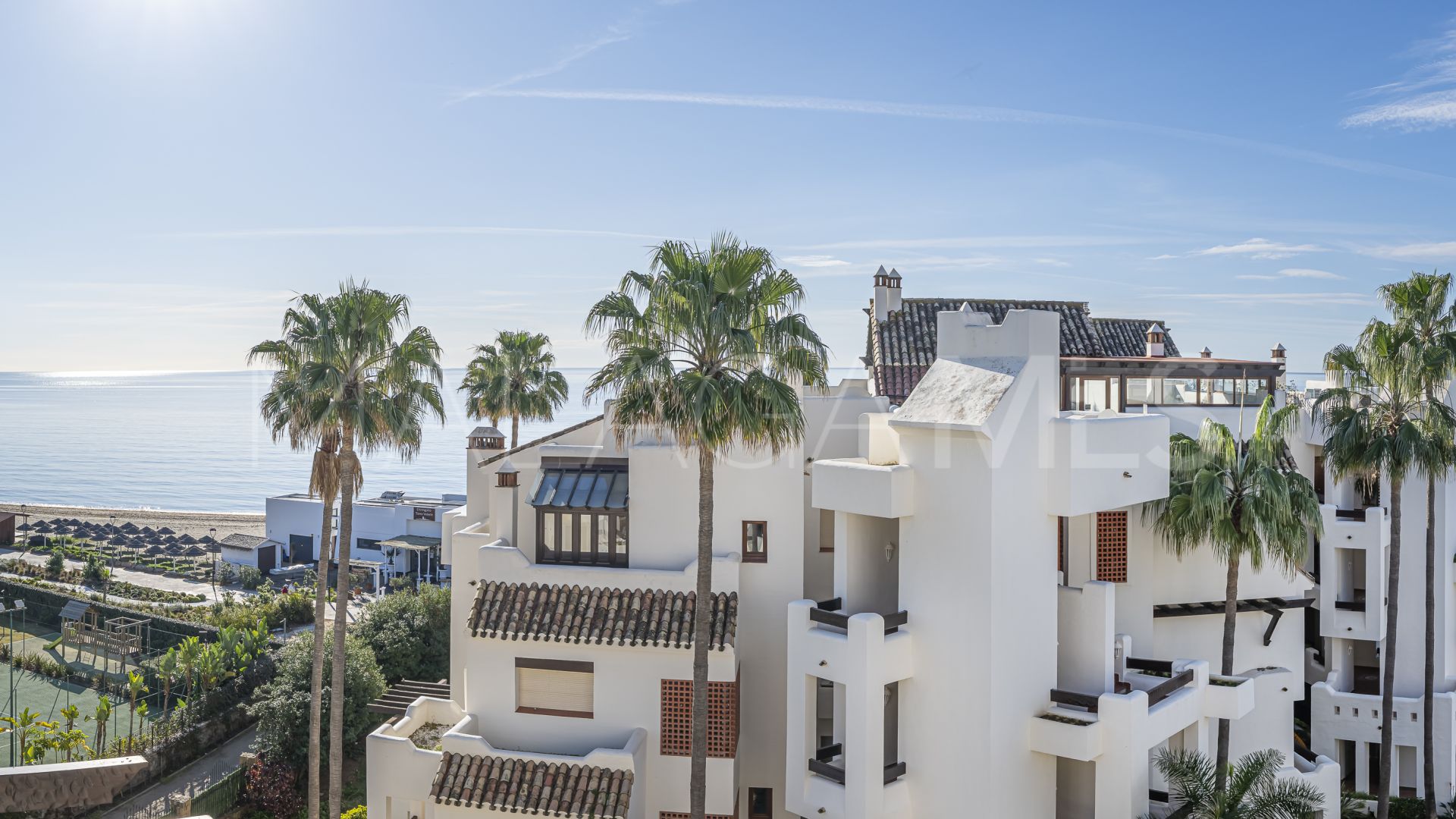 Apartamento planta baja for sale with 3 bedrooms in Bahía del Velerín