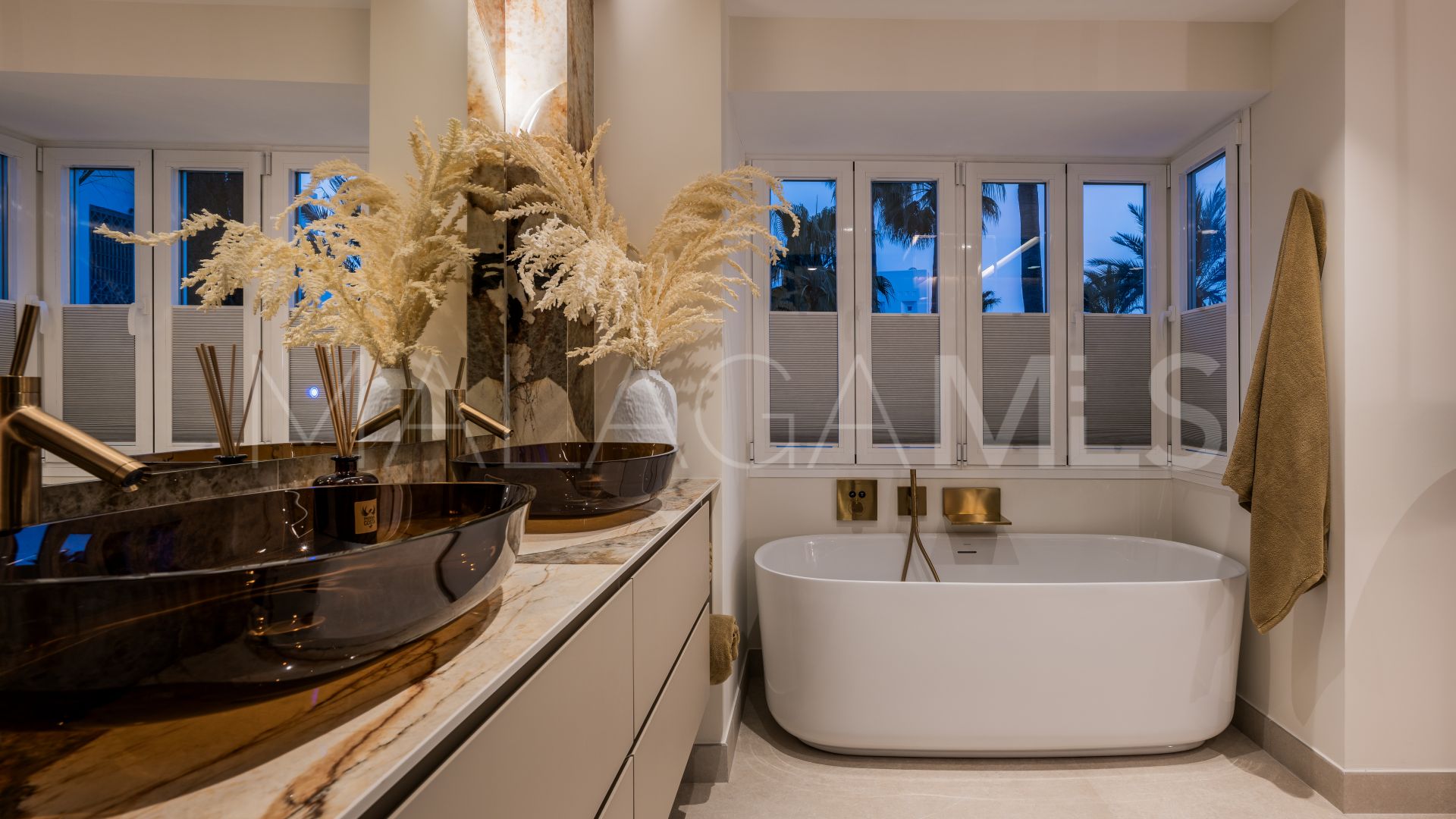 Buy Los Monteros Palm Beach apartment with 3 bedrooms