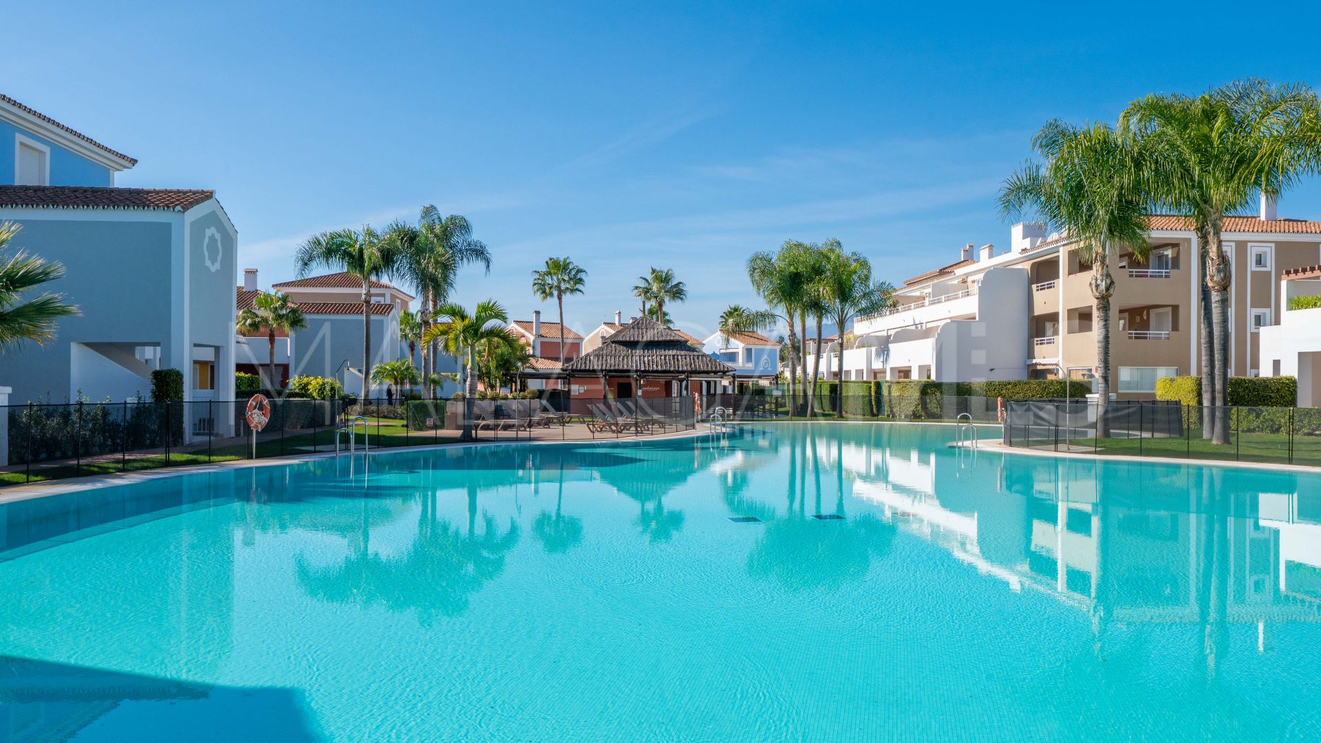 Markplanslägenhet for sale in Cortijo del Mar