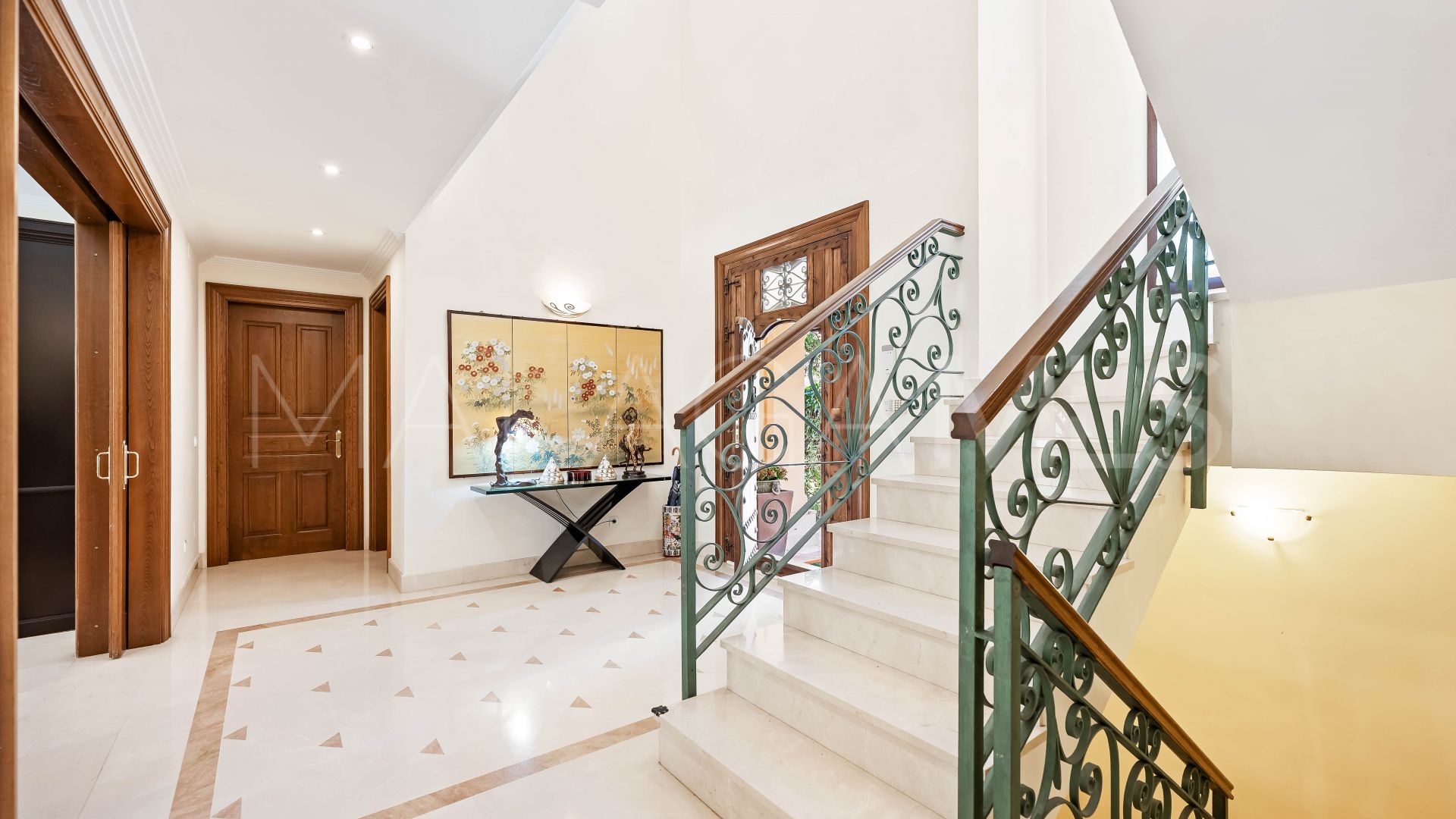 Villa a la venta with 6 bedrooms in Los Arqueros