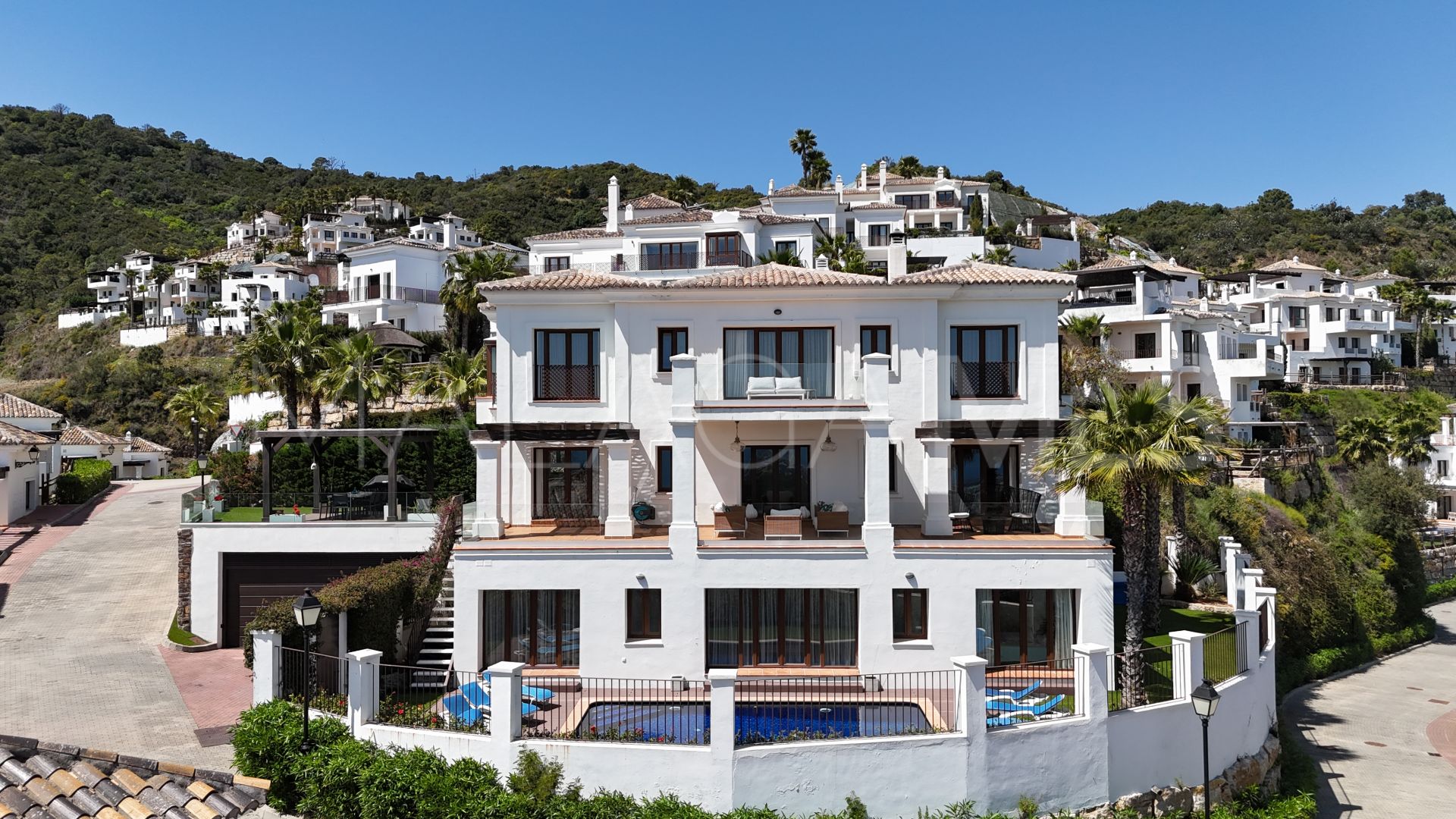 Villa for sale in Benahavis Hills Country Club
