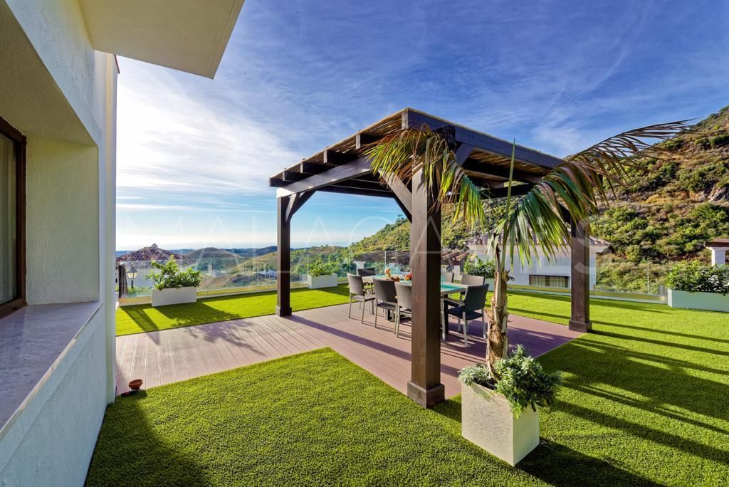 Villa for sale in Benahavis Hills Country Club