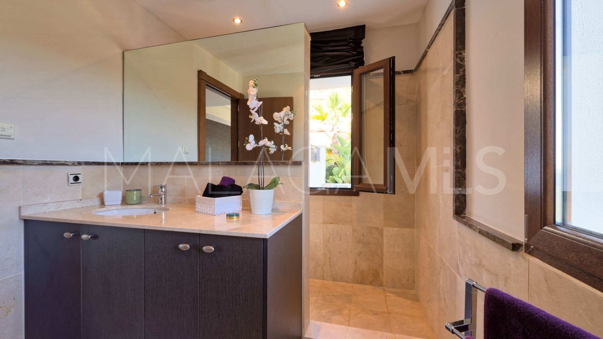 For sale villa in Benahavis Hills Country Club