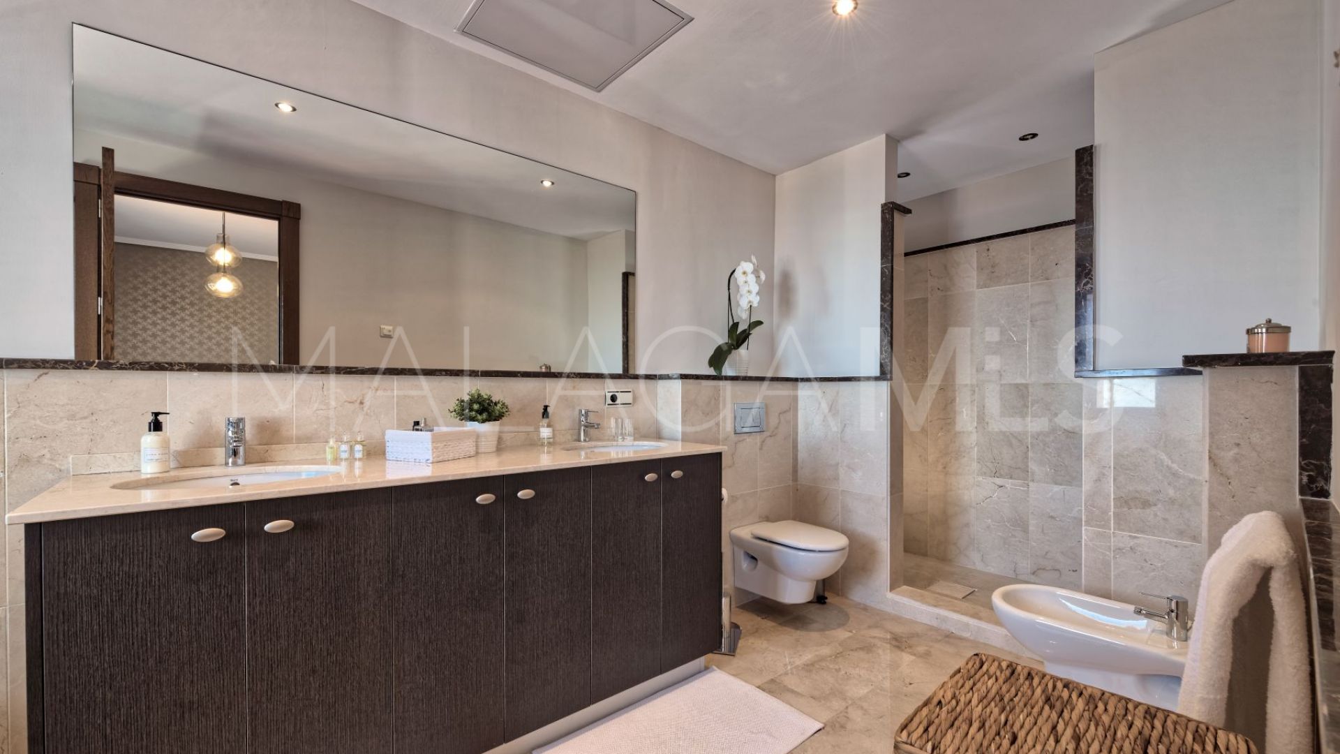 For sale villa in Benahavis Hills Country Club