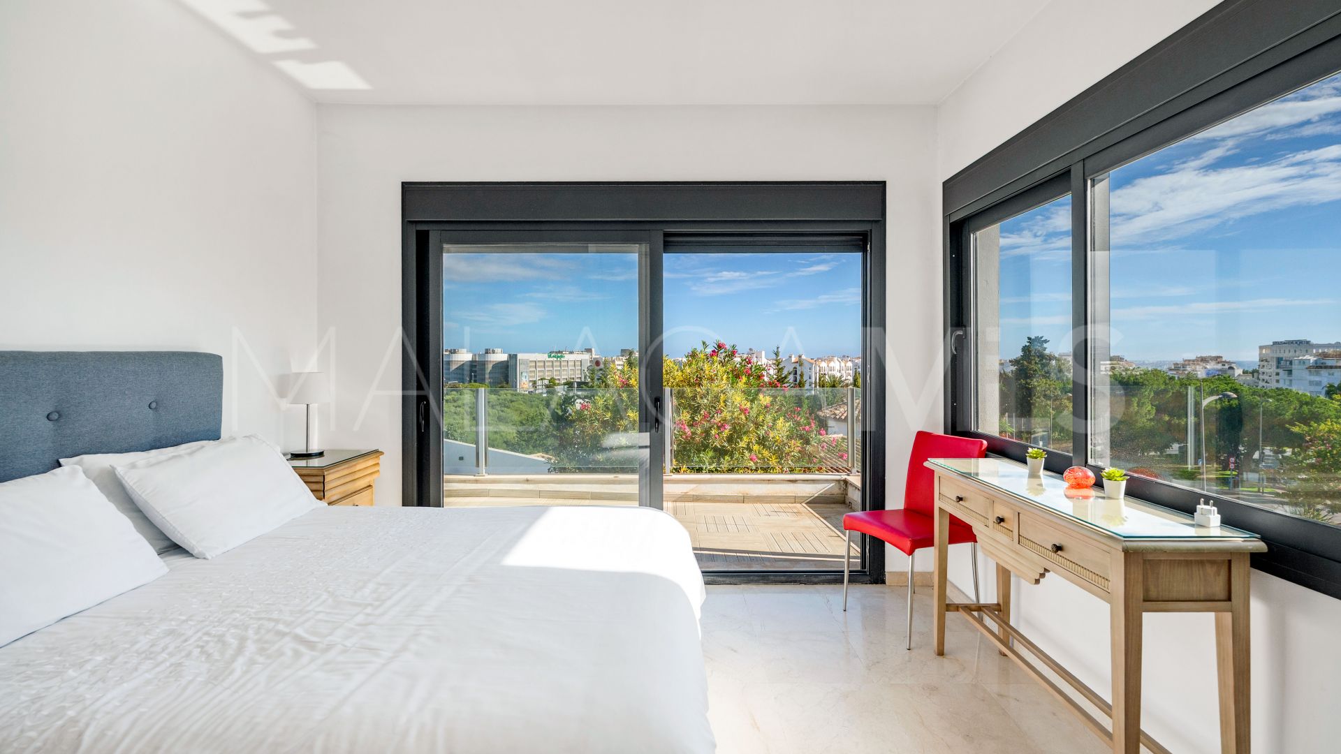 Nueva Andalucia, villa a la venta