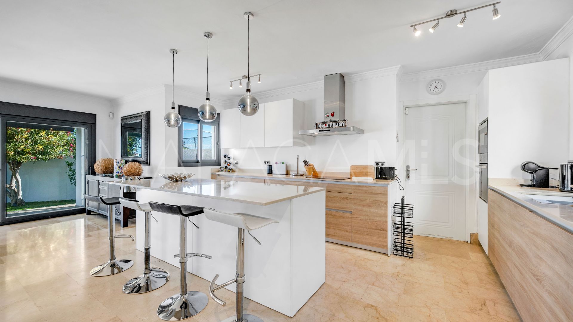 Nueva Andalucia, villa a la venta