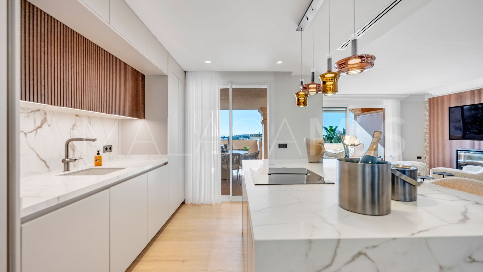 Apartamento de 4 bedrooms for sale in Albatross Hill