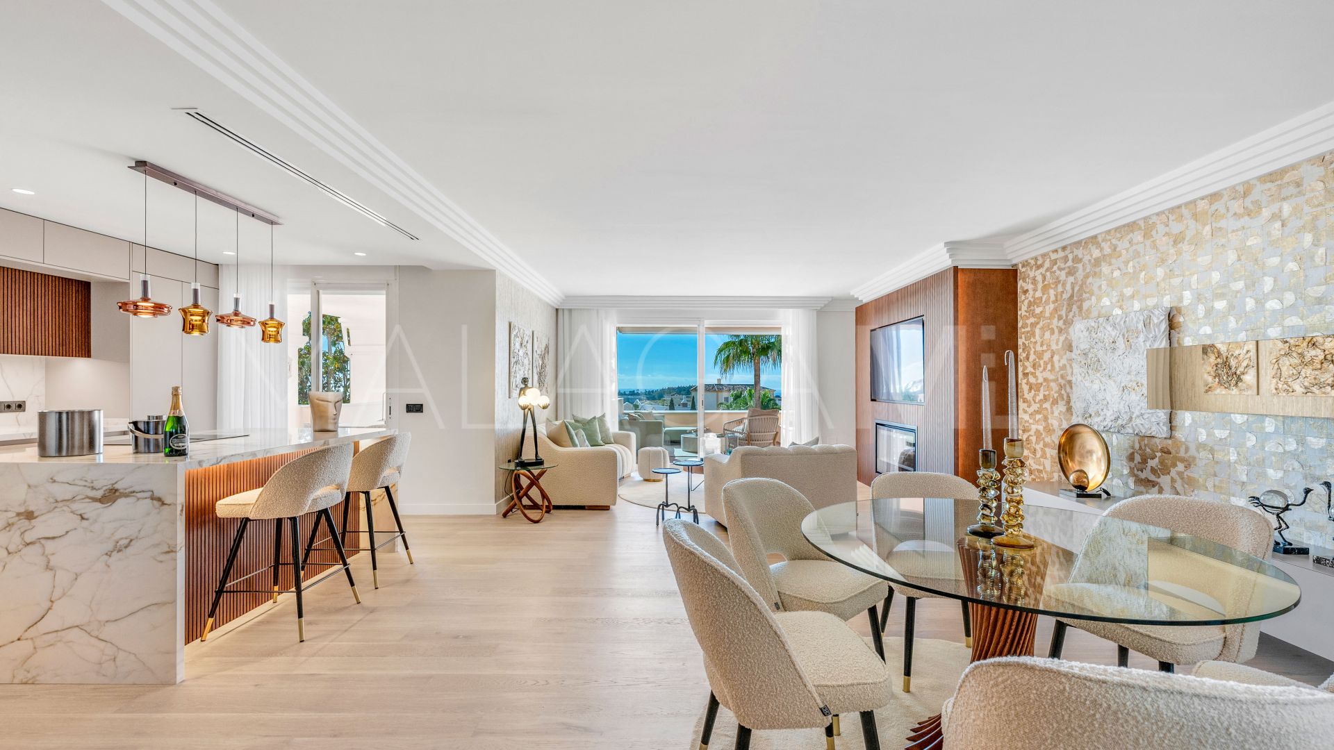 Apartamento de 4 bedrooms for sale in Albatross Hill