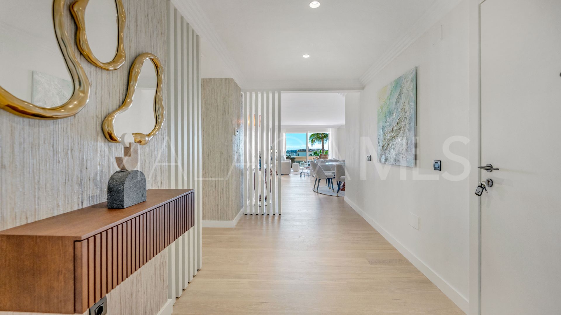 Apartamento de 4 bedrooms for sale in Albatross Hill