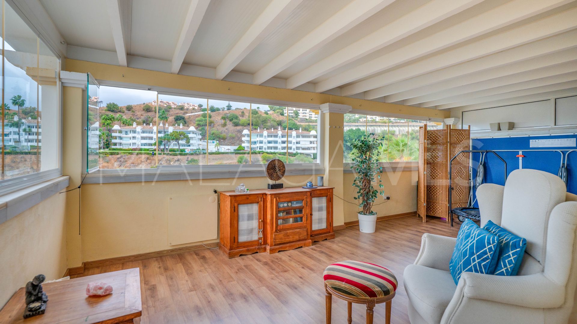 Parhus for sale in Altos de Calahonda