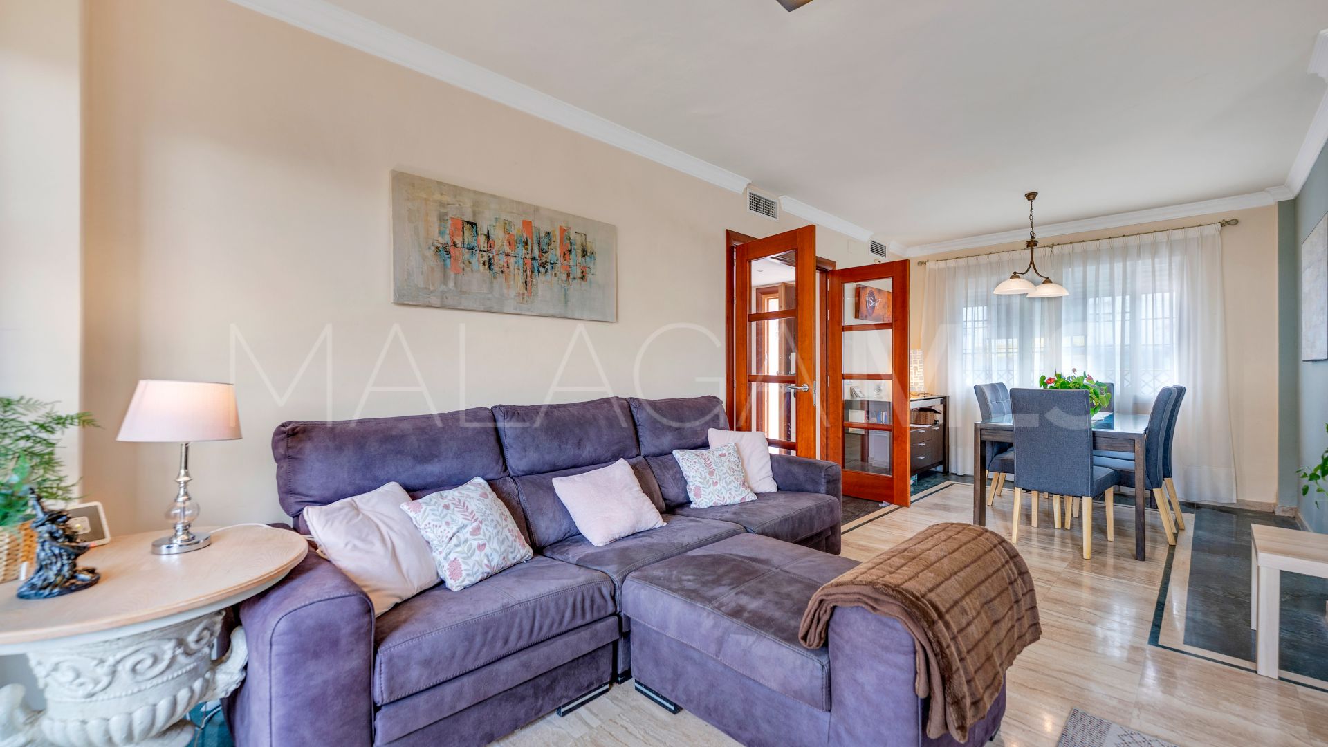 Parhus for sale in Altos de Calahonda