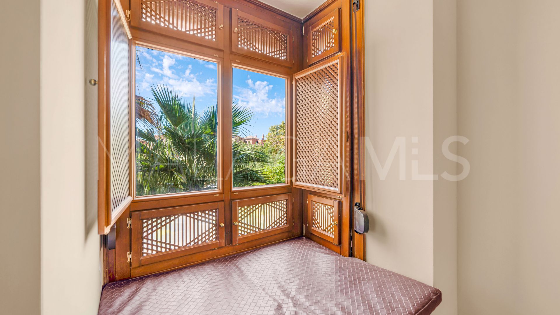 Lägenhet for sale in Bahia Alcantara
