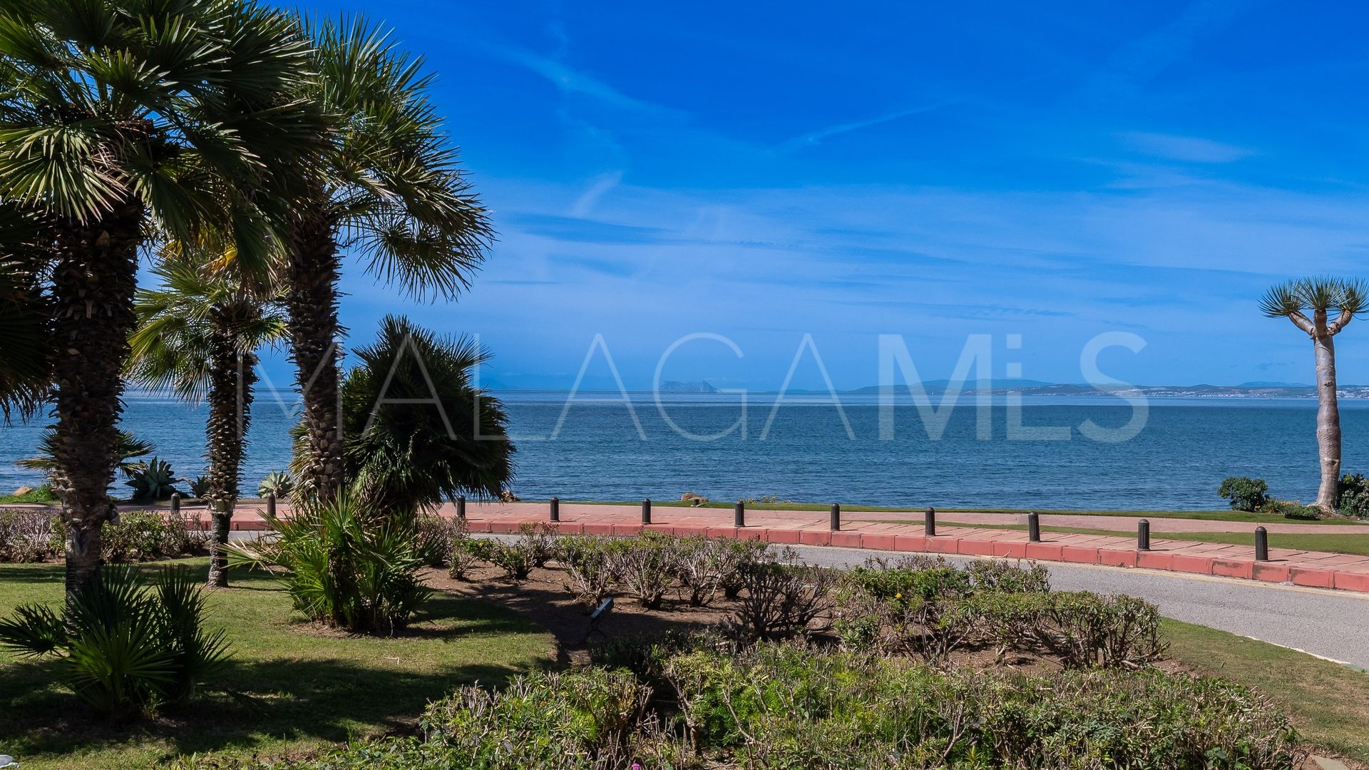 Erdgeschosswohnung for sale in Estepona