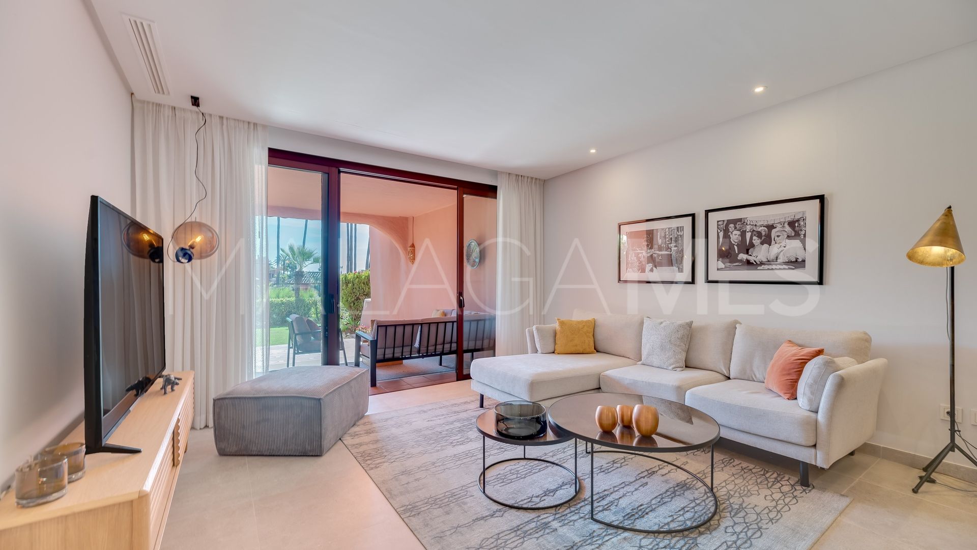 Appartement rez de chaussée for sale in Estepona