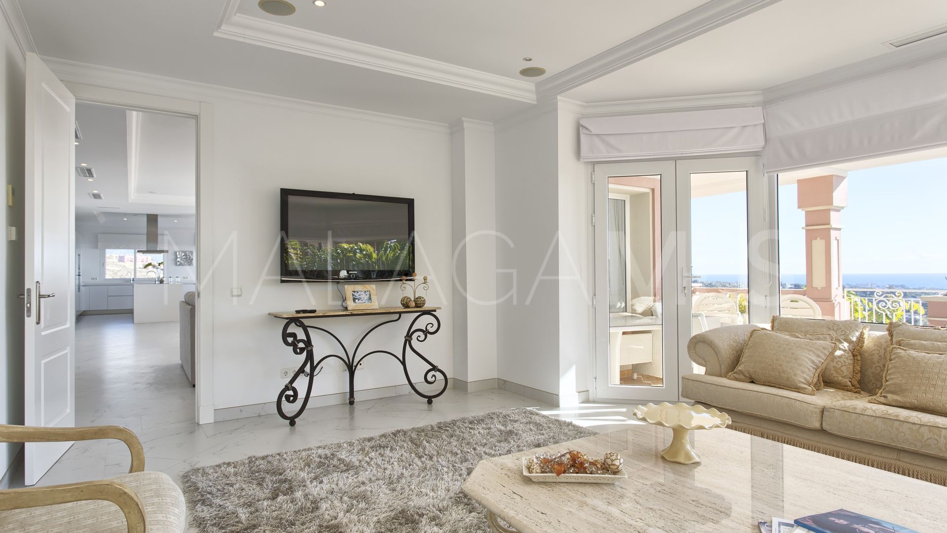 Villa with 8 bedrooms for sale in Benahavis