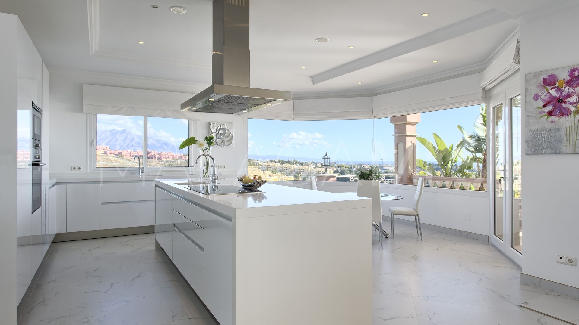 Villa with 8 bedrooms for sale in Benahavis