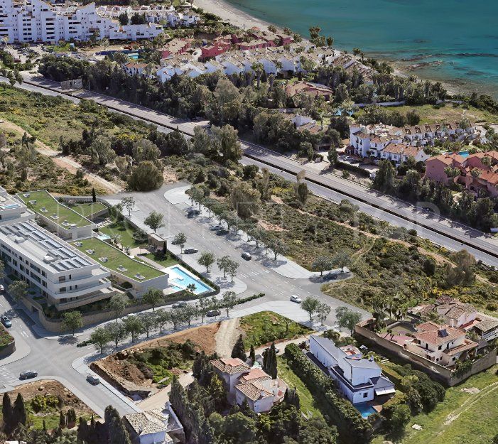 Apartamento con 2 dormitorios en venta en Estepona