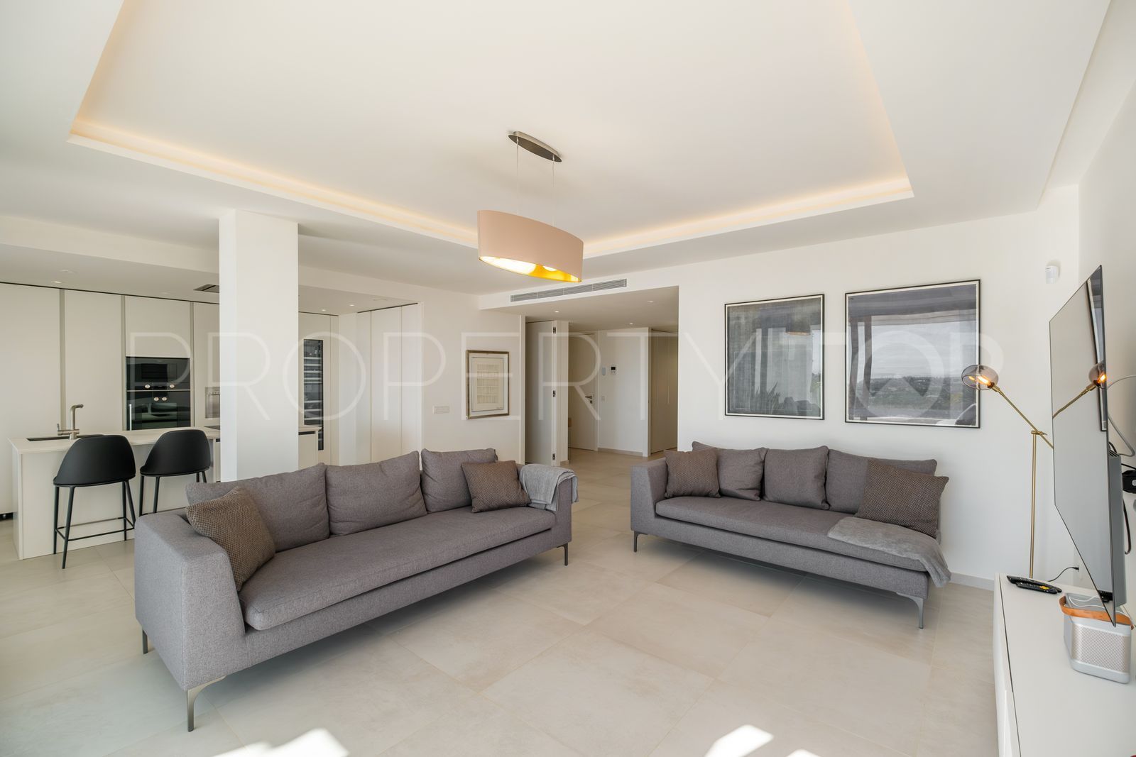 Nueva Andalucia 2 bedrooms penthouse for sale