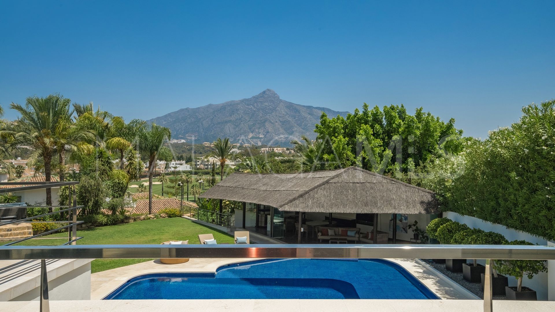 Se vende villa in Las Brisas