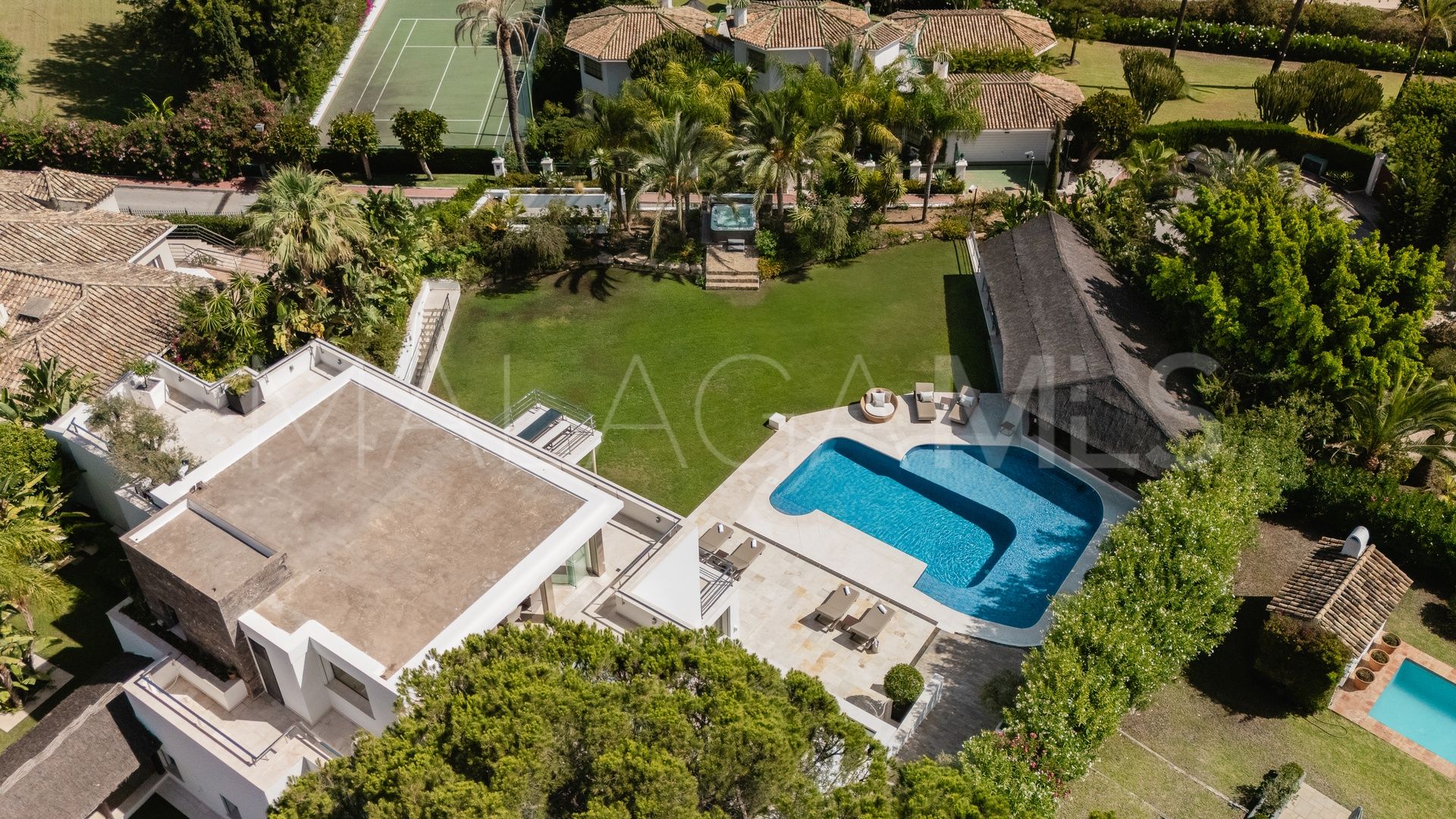 For sale villa in Las Brisas