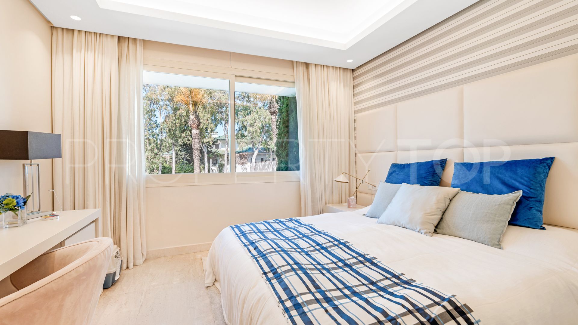 Se vende apartamento de 4 dormitorios en Marbella Golden Mile