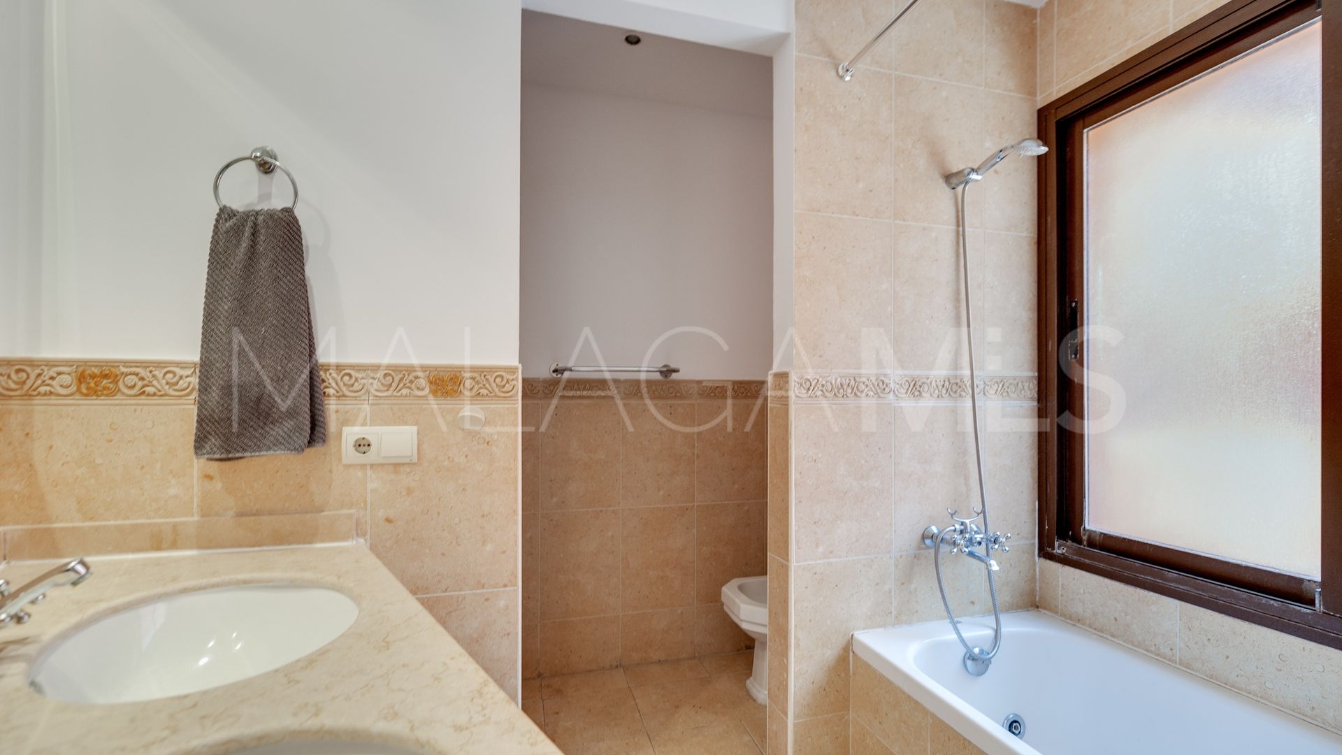 Wohnung for sale in Estepona