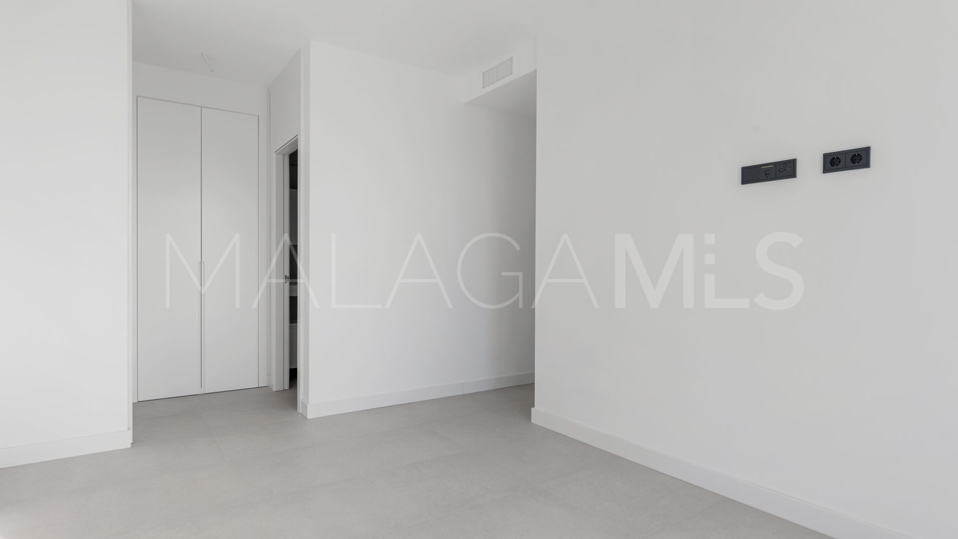 Markplanslägenhet for sale in Los Altos de los Monteros