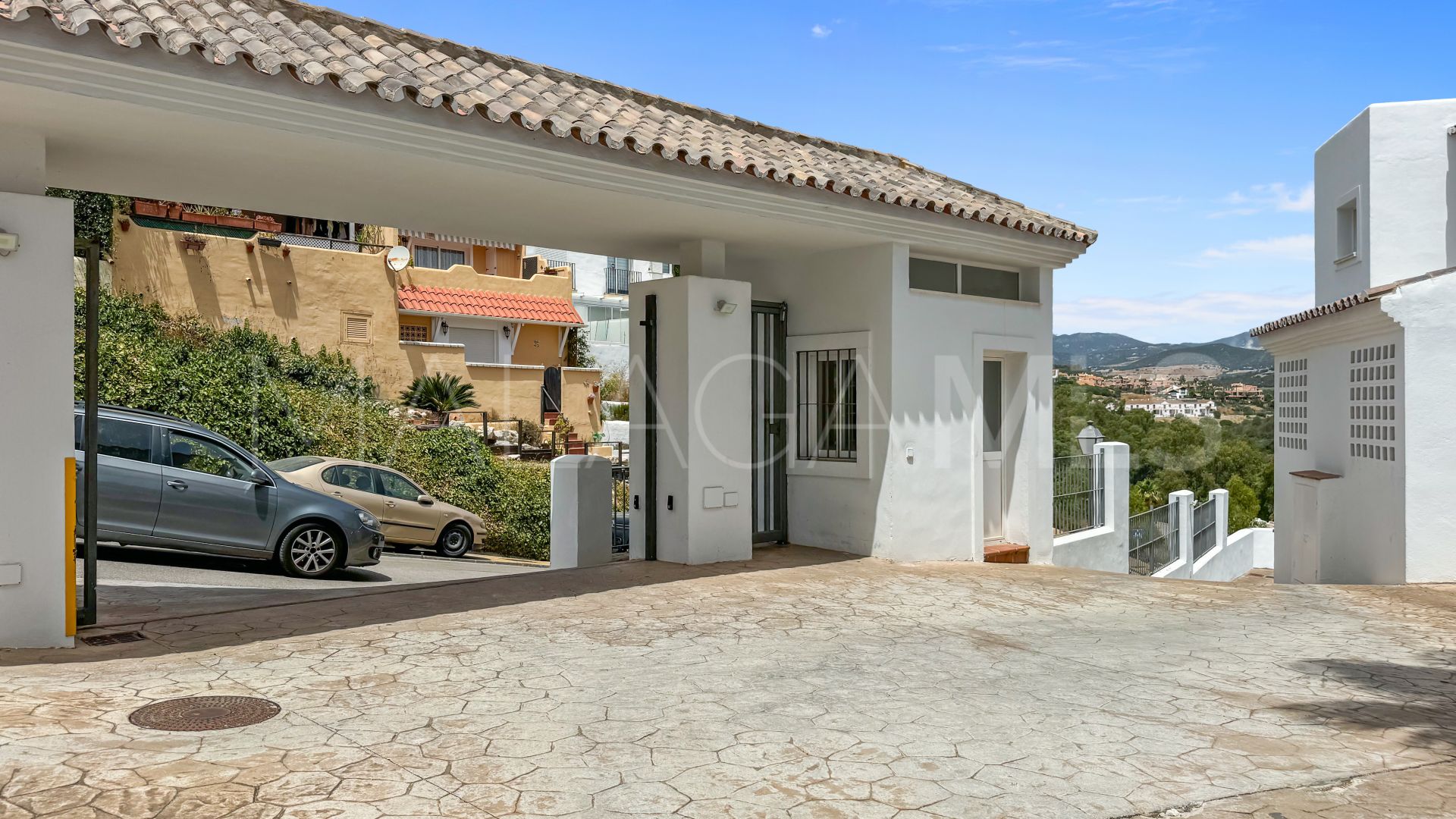 Ground floor duplex for sale in Bahia de Casares