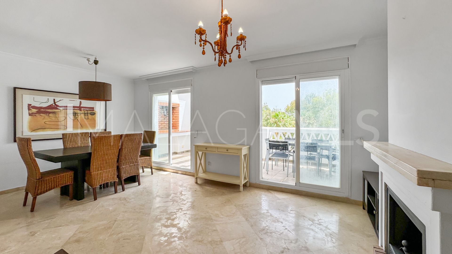 Duplex rez de chaussée for sale in Bahia de Casares