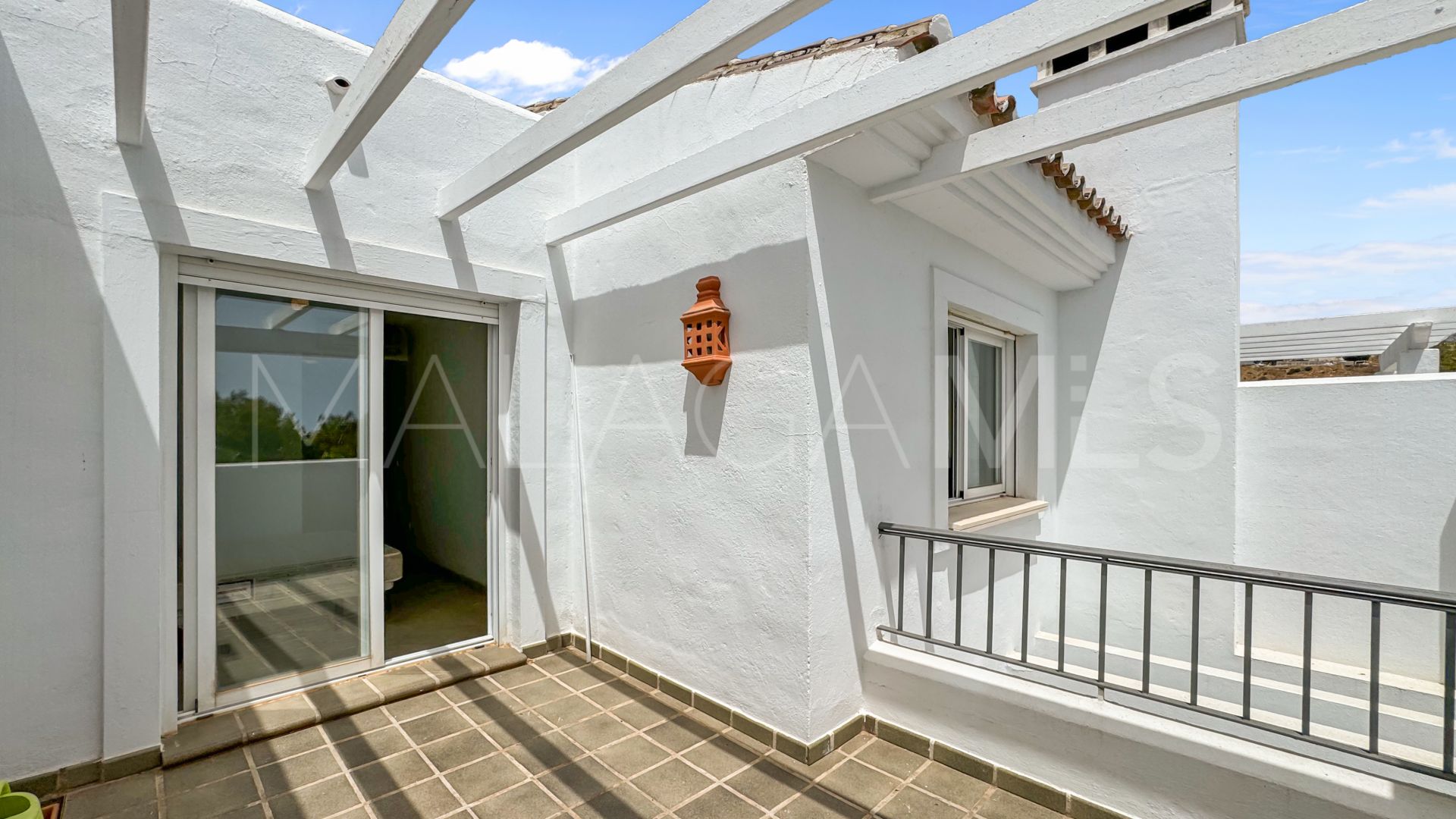 For sale ground floor duplex in Bahia de Casares