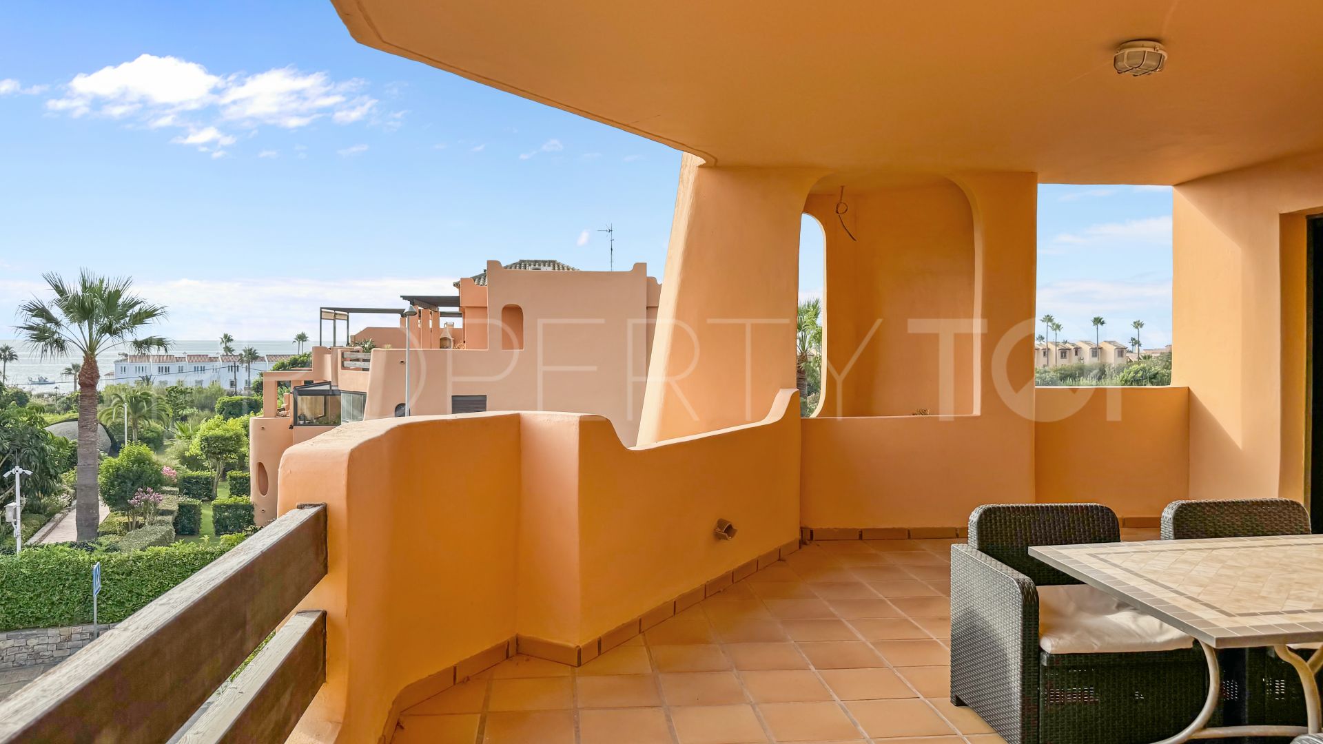 2 bedrooms apartment for sale in Casares Playa