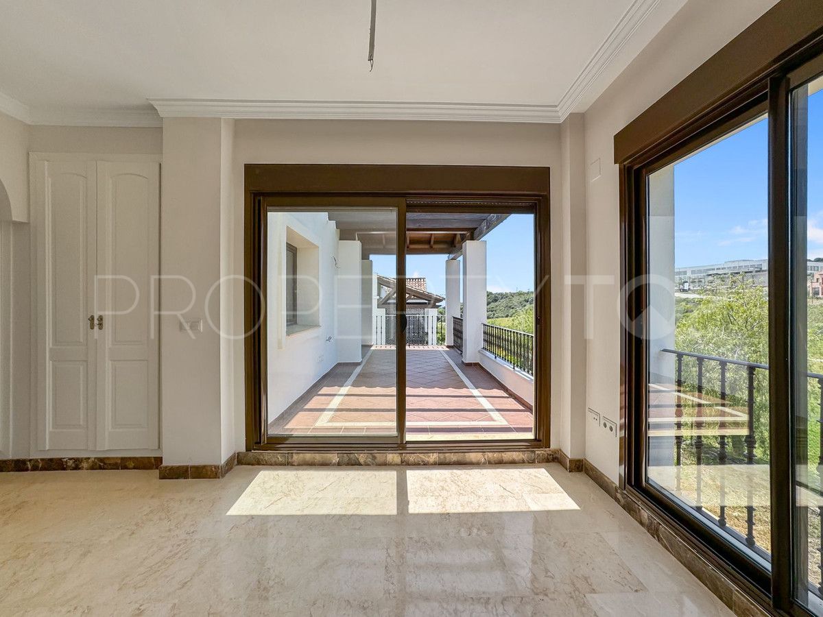 Comprar villa en Estepona con 3 dormitorios