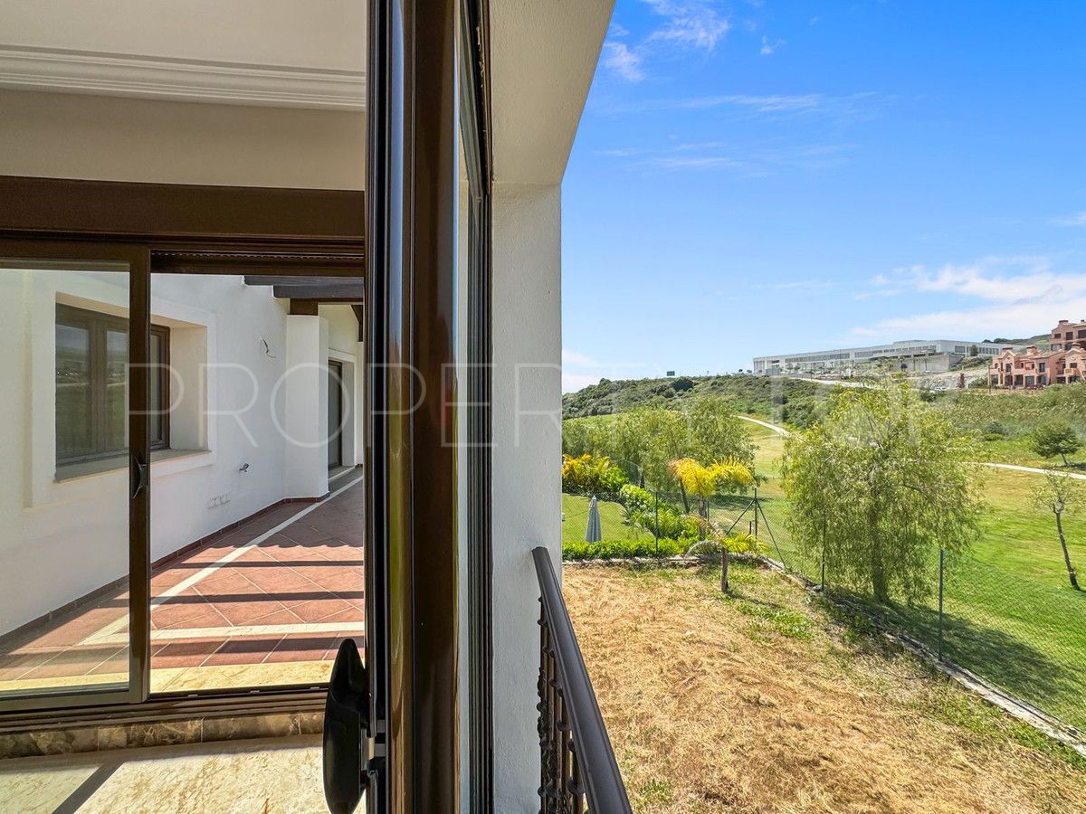 Comprar villa en Estepona con 3 dormitorios