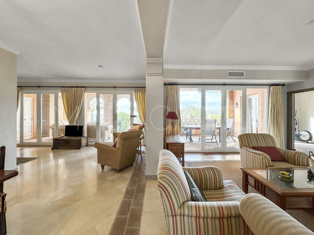 Duplex penthouse for sale in Casares Playa