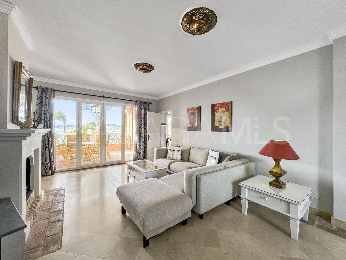 Duplex penthouse for sale in Casares Playa