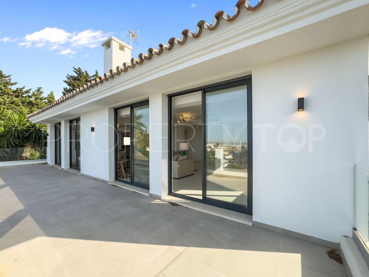 4 bedrooms villa in Benalmadena for sale