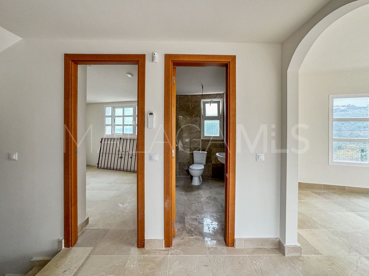 For sale 2 bedrooms town house in Manilva