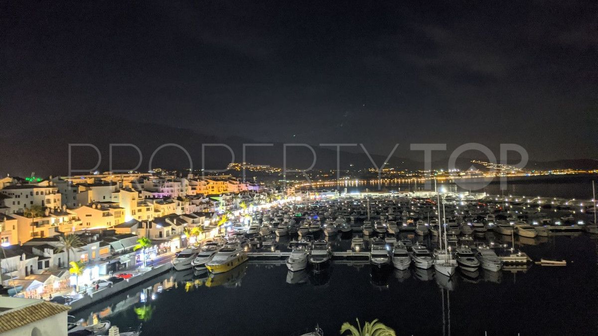 Estepona penthouse for sale