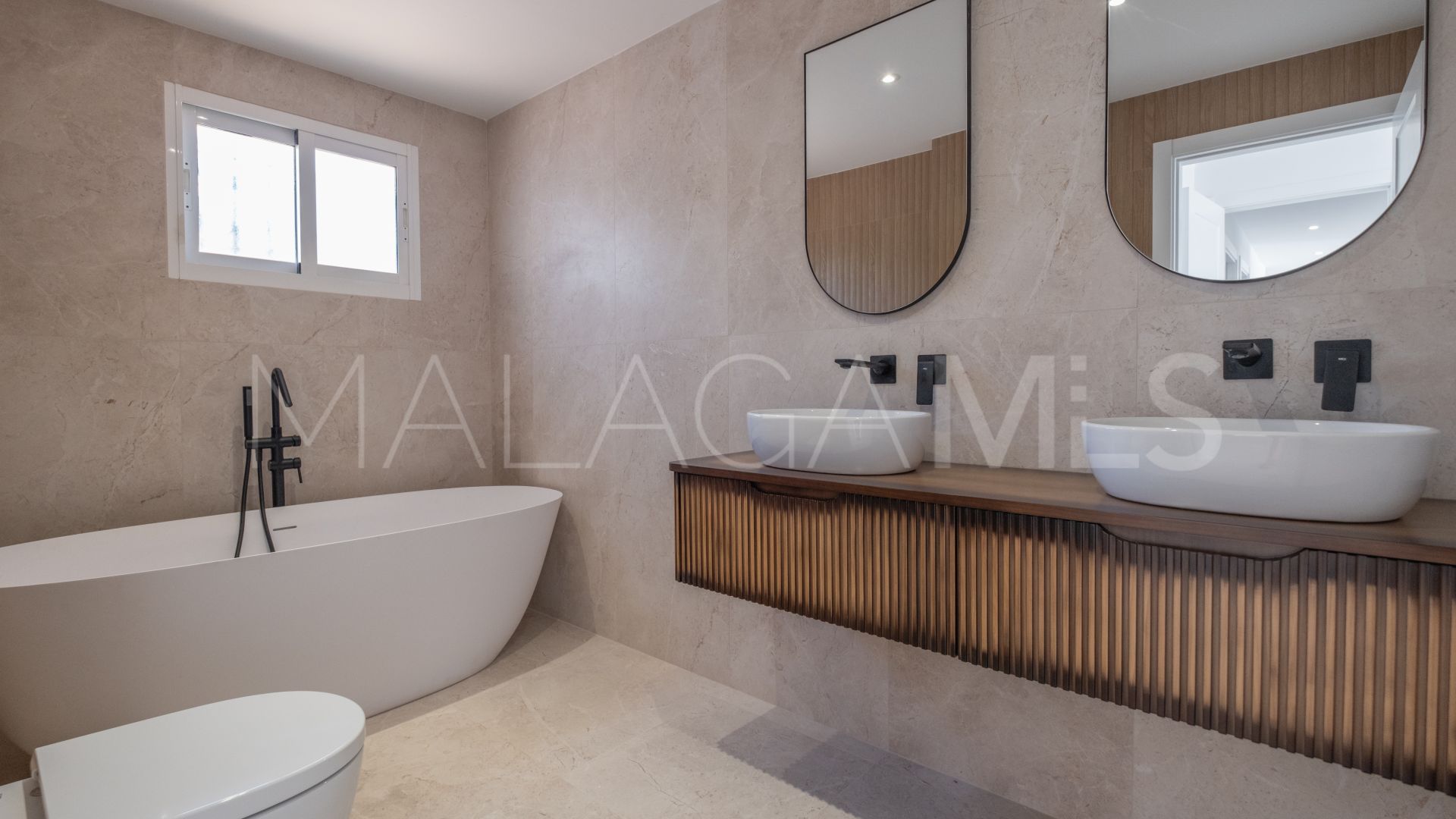Penthouse for sale in Miraflores with 3 bedrooms