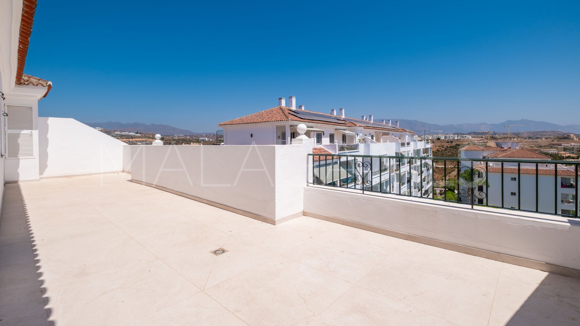 Penthouse for sale in Miraflores with 3 bedrooms
