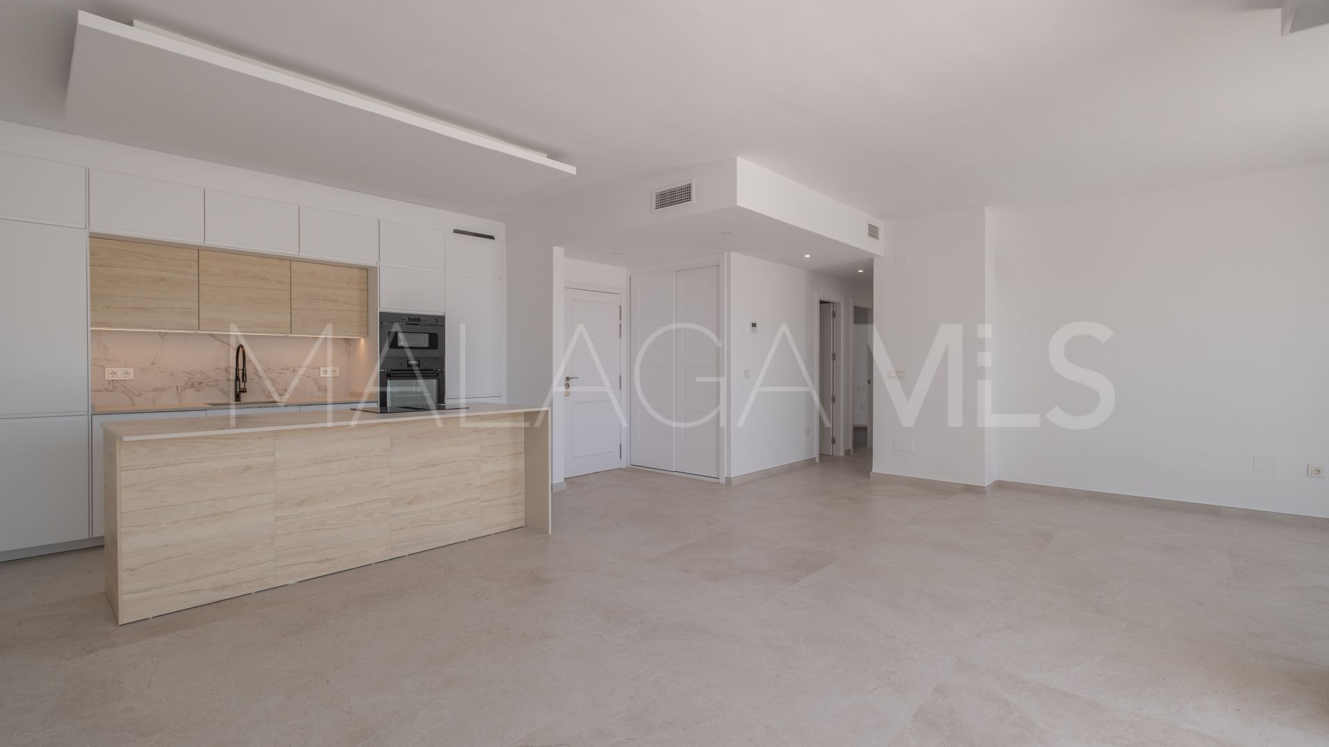 Penthouse for sale in Miraflores with 3 bedrooms