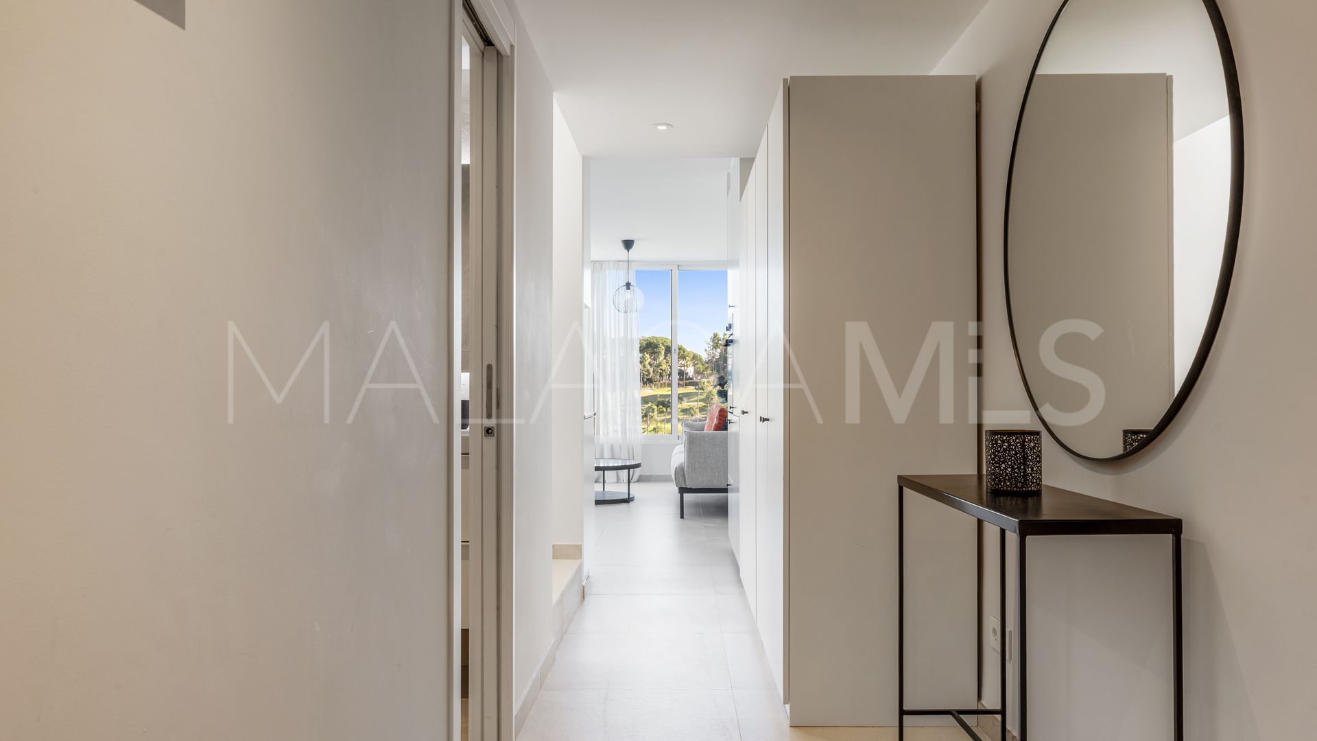 Apartment for sale in Nueva Andalucia