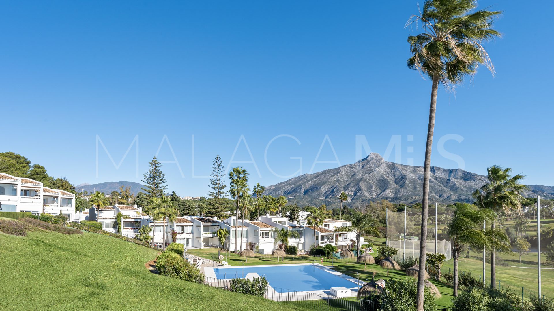 Apartment for sale in Nueva Andalucia