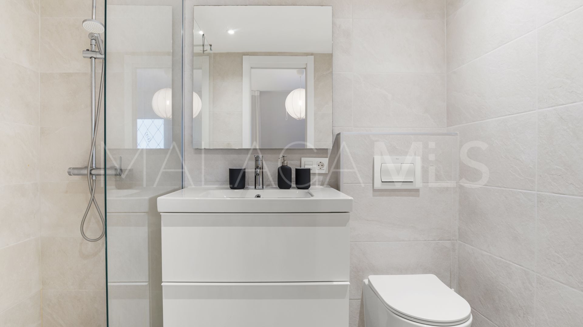 Apartment for sale in Nueva Andalucia