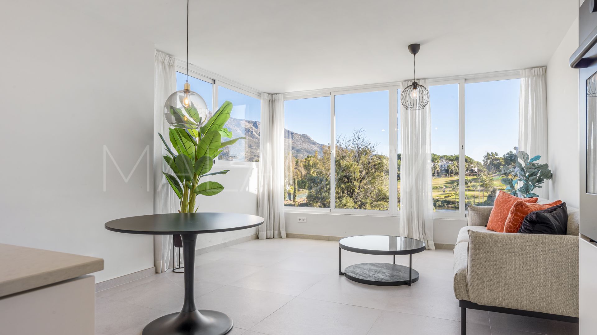 Apartment for sale in Nueva Andalucia