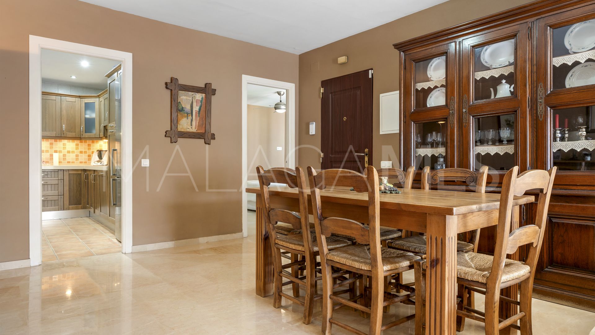 Apartamento planta baja a la venta in Nueva Andalucia