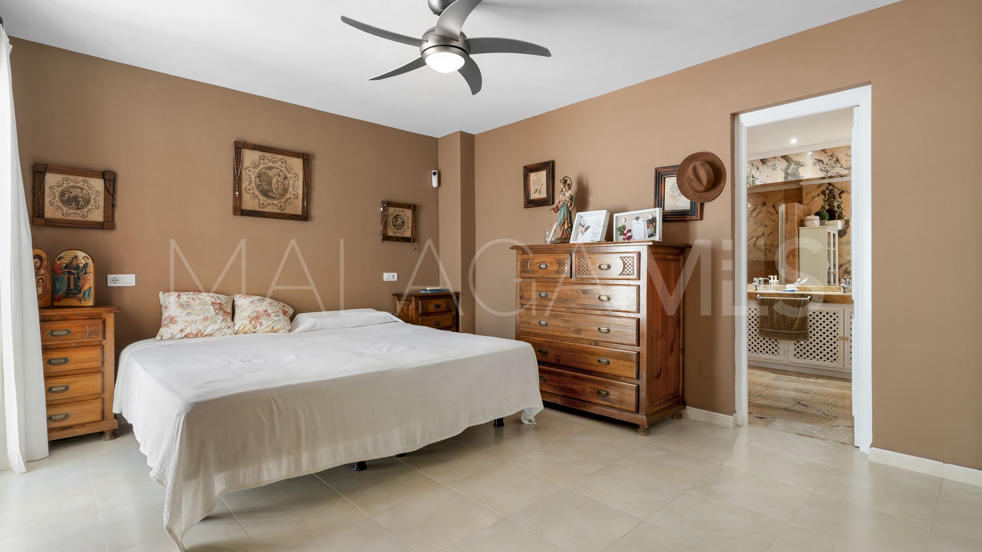 Apartamento planta baja a la venta in Nueva Andalucia