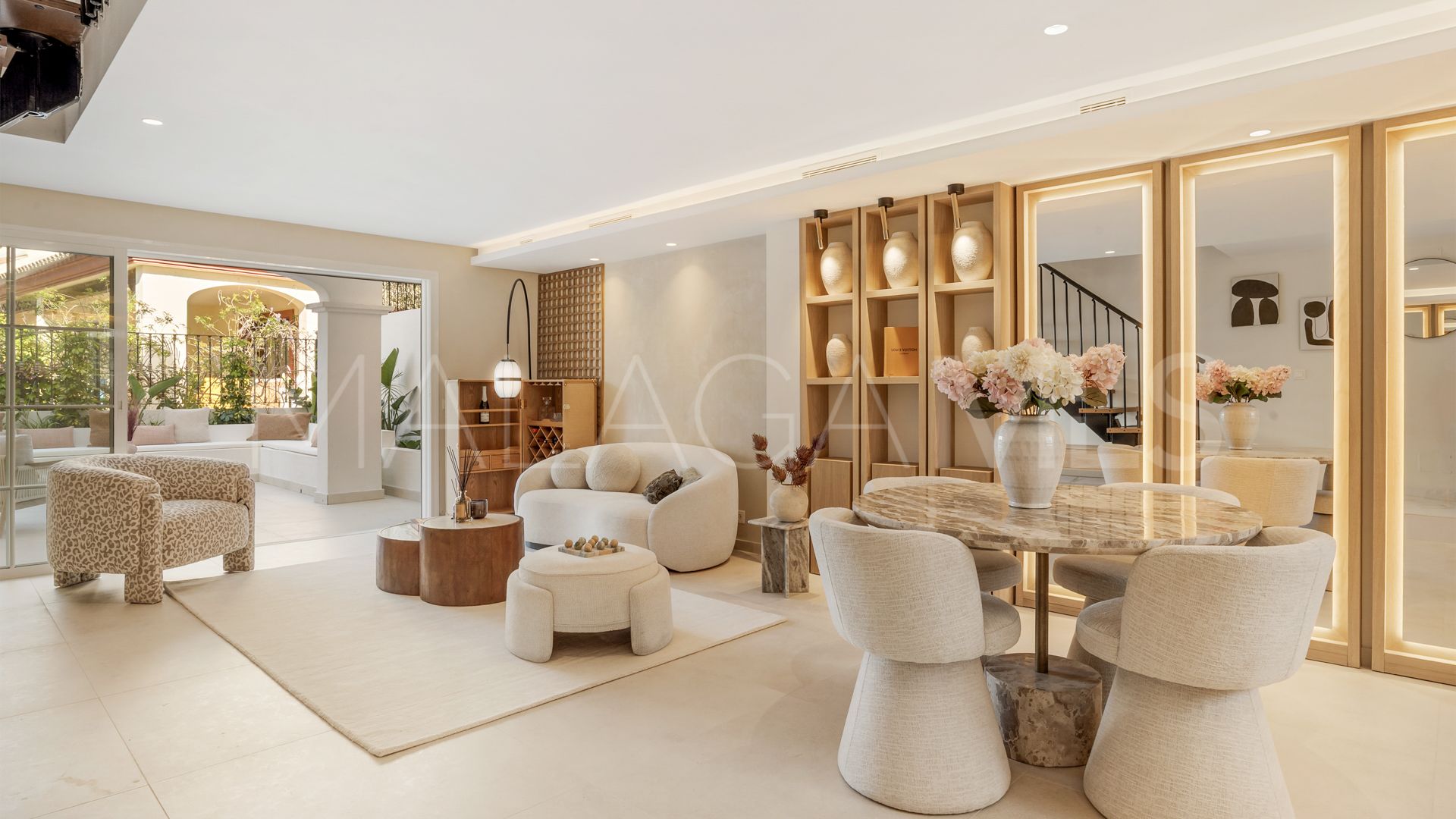 Radhus for sale in Marbella Golden Mile